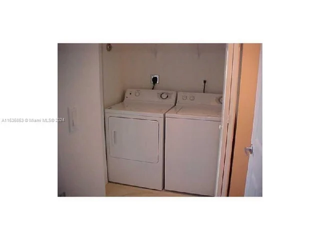 1155 Brickell Bay Dr # 301, Miami FL 33131