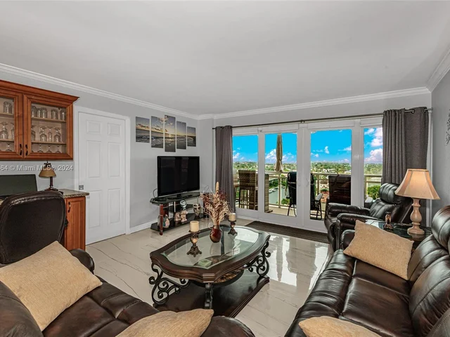 1160 Hillsboro Mile # 904, Hillsboro Beach FL 33062