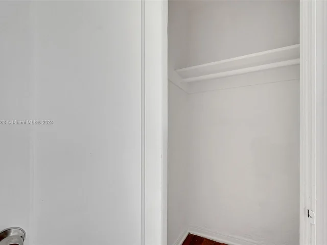 315 W 28th St # 7, Miami Beach FL 33140