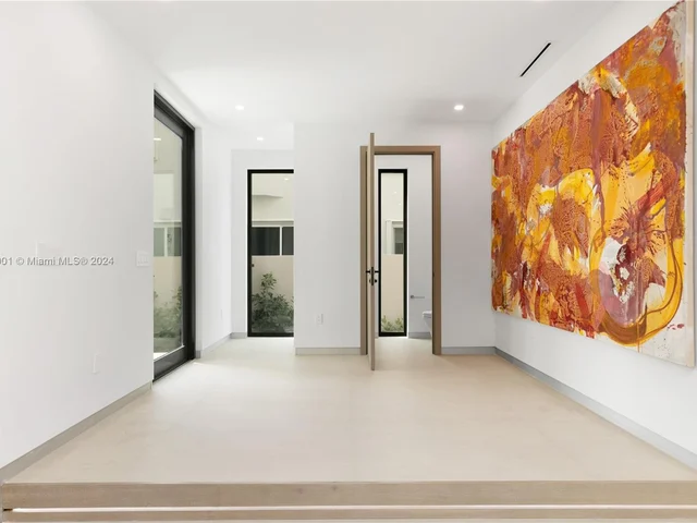 4115 Park Ave, Miami FL 33133