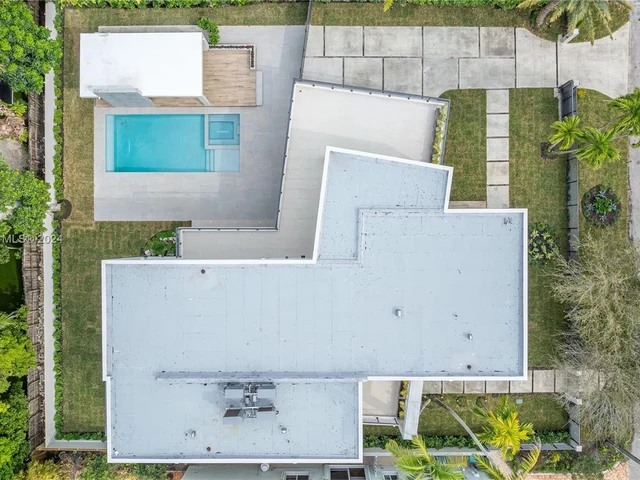 4115 Park Ave, Miami FL 33133