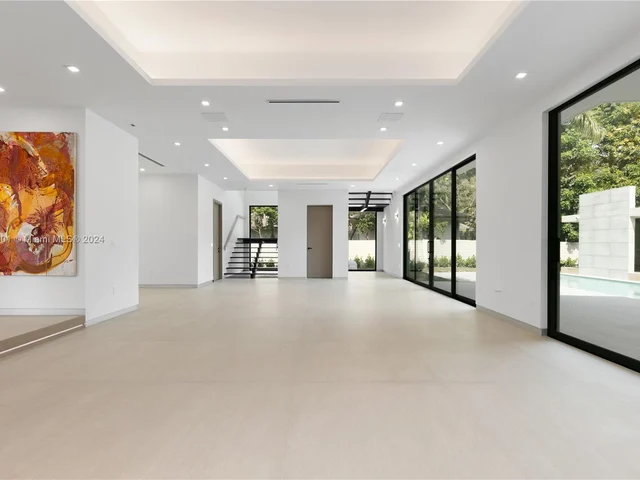 4115 Park Ave, Miami FL 33133