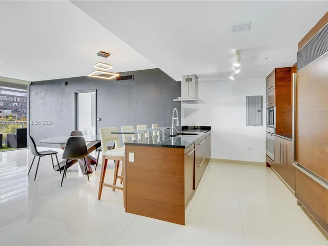 495 Brickell Ave # 603, Miami FL 33131