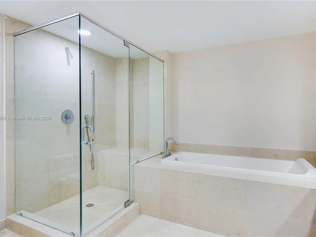 495 Brickell Ave # 603, Miami FL 33131