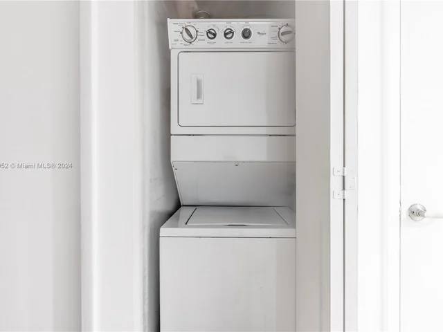 495 Brickell Ave # 603, Miami FL 33131