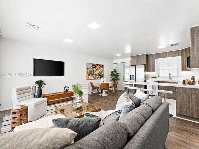 3308 Poinsettia Ave, West Palm Beach FL 33407