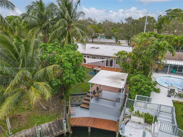 3674 Riverland Rd, Fort Lauderdale FL 33312