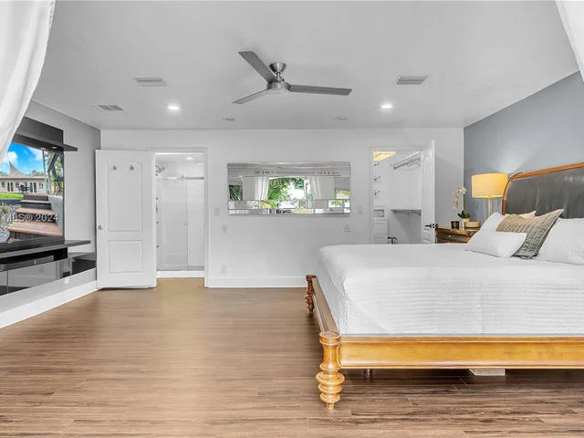 3674 Riverland Rd, Fort Lauderdale FL 33312