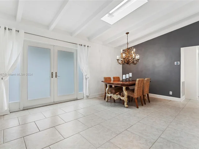 3674 Riverland Rd, Fort Lauderdale FL 33312