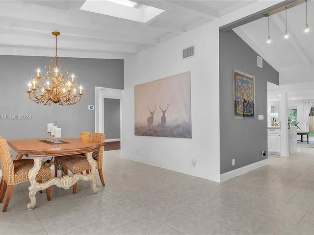 3674 Riverland Rd, Fort Lauderdale FL 33312