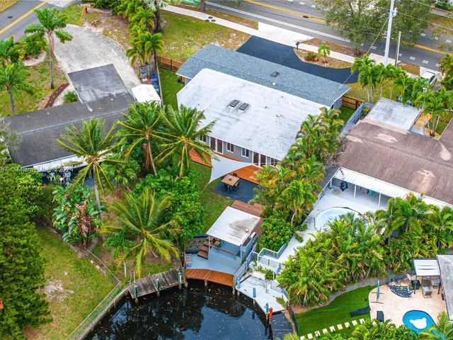 3674 Riverland Rd, Fort Lauderdale FL 33312