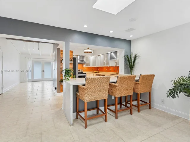 3674 Riverland Rd, Fort Lauderdale FL 33312