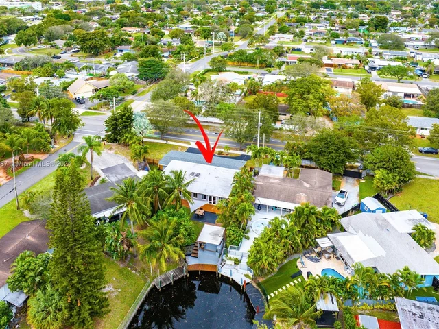3674 Riverland Rd, Fort Lauderdale FL 33312