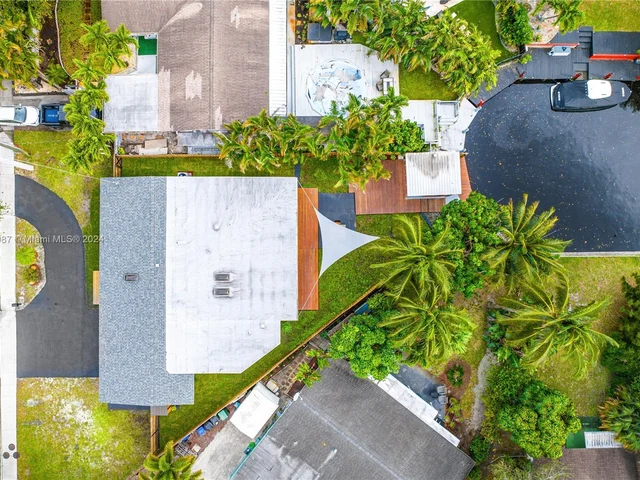 3674 Riverland Rd, Fort Lauderdale FL 33312