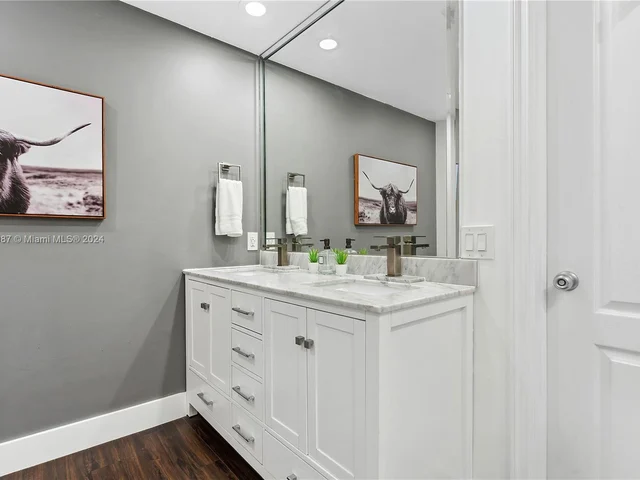 3674 Riverland Rd, Fort Lauderdale FL 33312