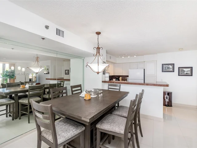 19655 E Country Club Dr # 6207, Aventura FL 33180