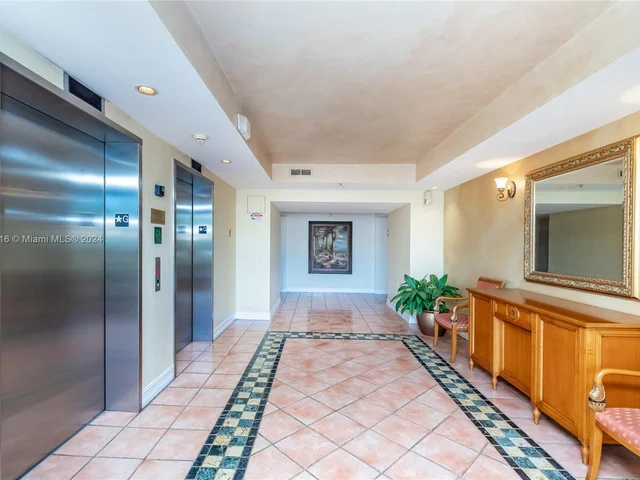 19655 E Country Club Dr # 6207, Aventura FL 33180