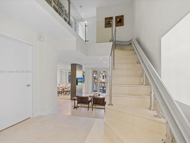 20760 NE 30th Pl, Aventura FL 33180