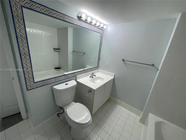 9645 NW 1st Ct # 306, Pembroke Pines FL 33024