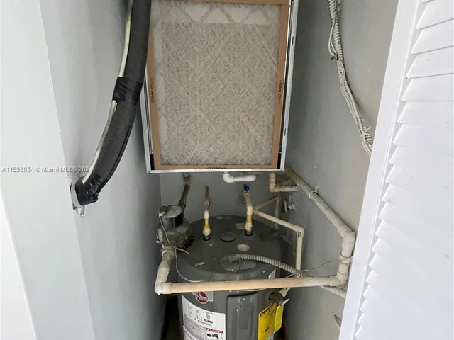 9645 NW 1st Ct # 306, Pembroke Pines FL 33024