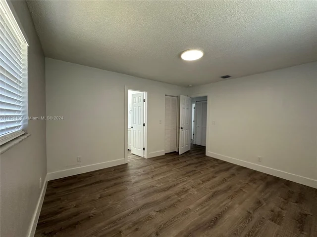 120 NW 2nd Ave # B, Hallandale Beach FL 33009