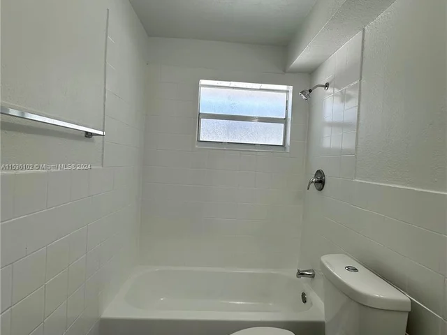 120 NW 2nd Ave # B, Hallandale Beach FL 33009