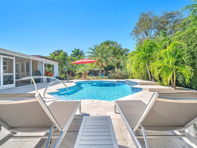 317 NW 23rd St, Wilton Manors FL 33311