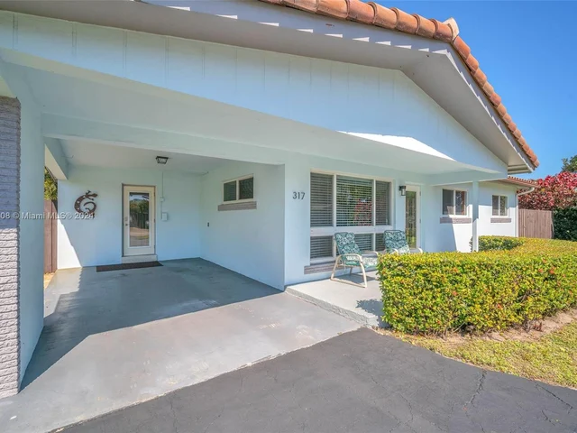 317 NW 23rd St, Wilton Manors FL 33311