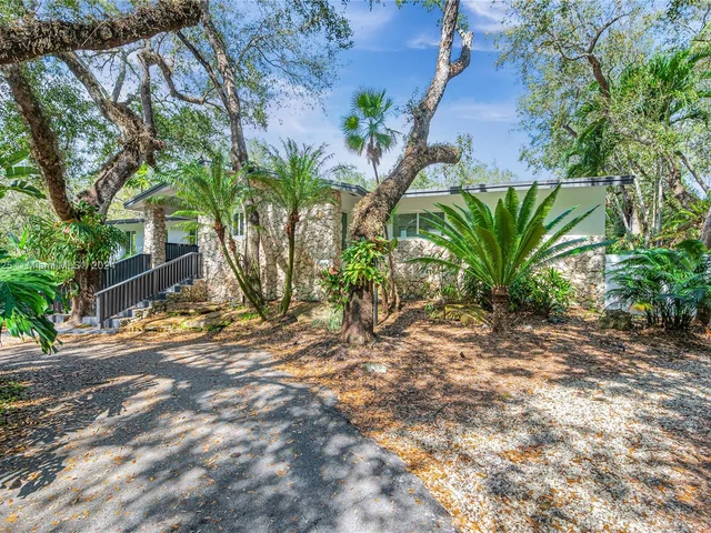 6565 SW 134th Dr, Pinecrest FL 33156