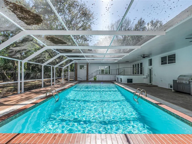 6565 SW 134th Dr, Pinecrest FL 33156