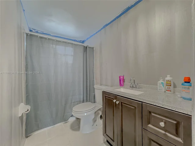 9353 Fontainebleau Blvd # A215, Miami FL 33172