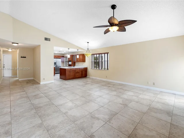 2707 Pinewood Ct # 2707, Davie FL 33328