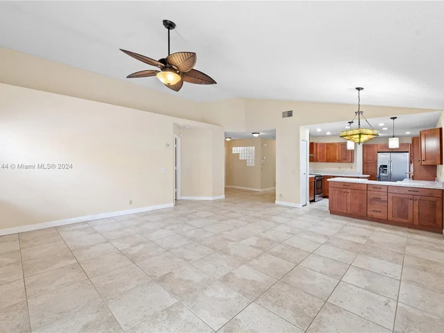 2707 Pinewood Ct # 2707, Davie FL 33328