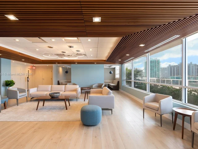 1800 Sunset Harbour Dr # 1903, Miami Beach FL 33139