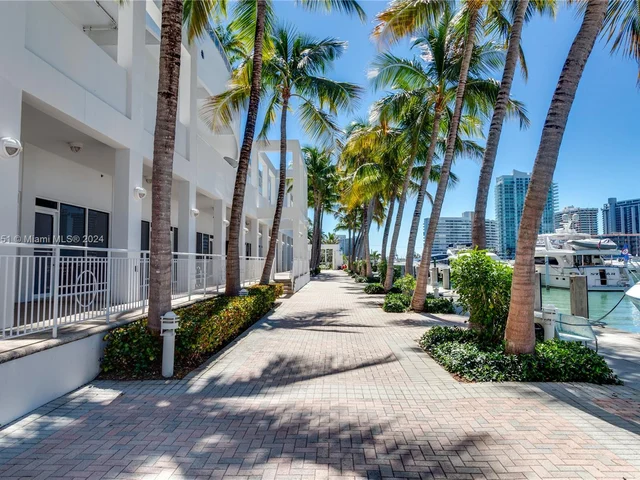 1800 Sunset Harbour Dr # 1903, Miami Beach FL 33139