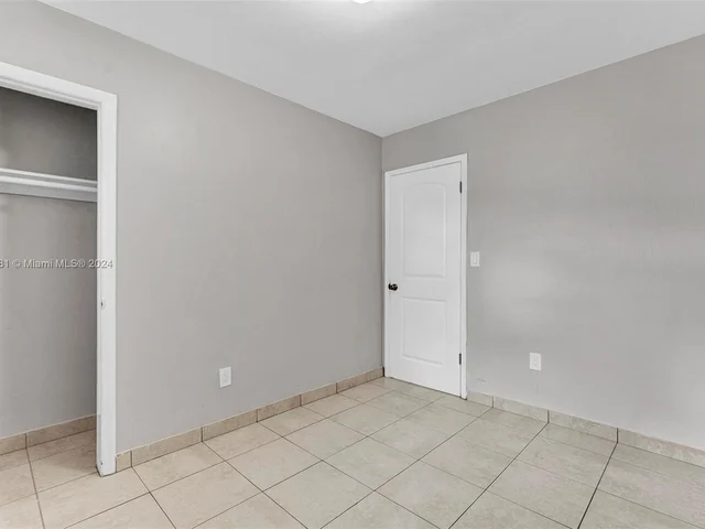 551 NW 30th Ter, Fort Lauderdale FL 33311