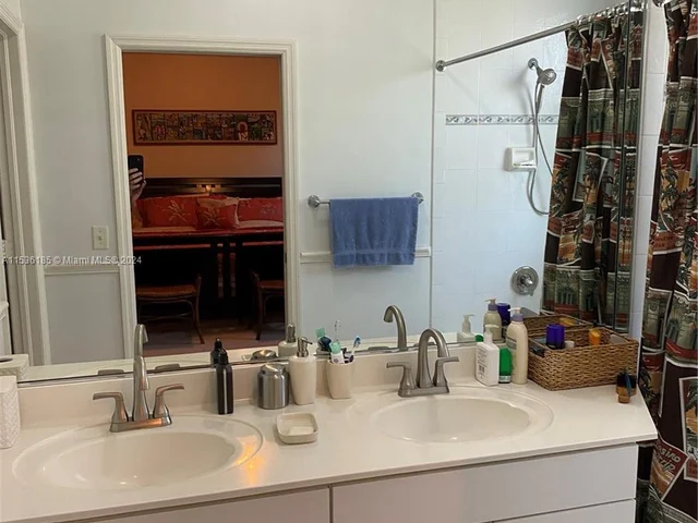 8910 SW 108th Pl # 8910, Miami FL 33176