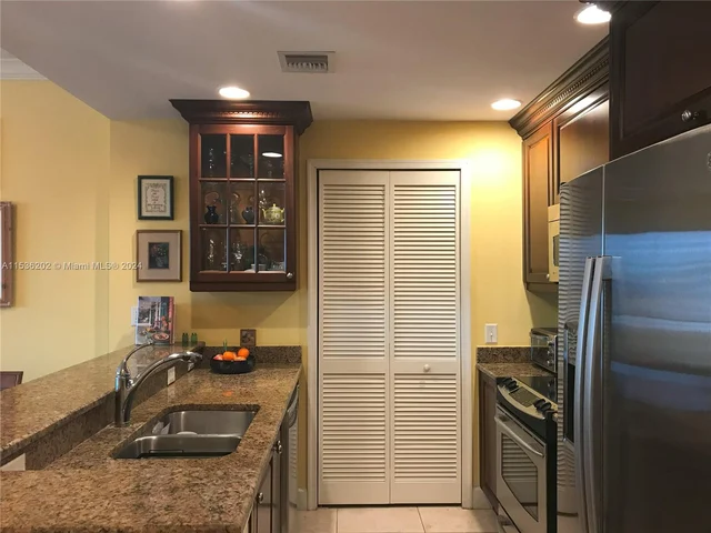 100 Andalusia Ave # 615, Coral Gables FL 33134