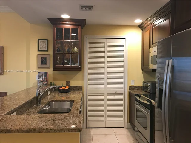 100 Andalusia Ave # 615, Coral Gables FL 33134