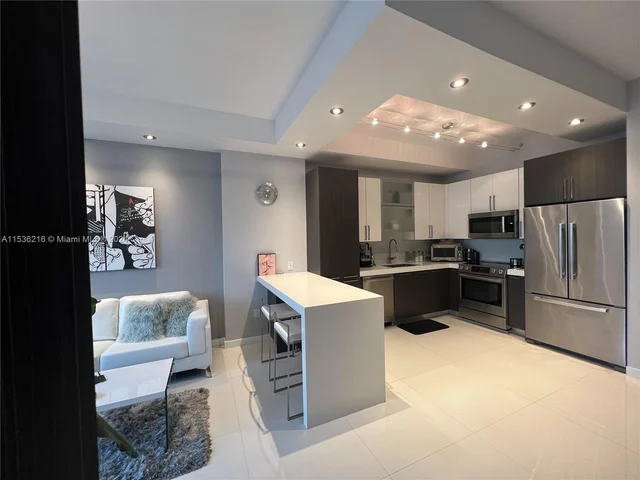 133 NE 2nd Ave # 3207, Miami FL 33132