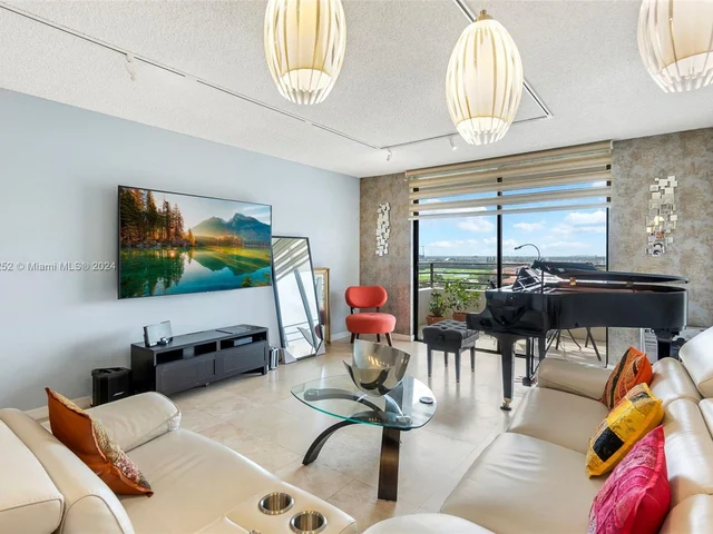 600 Three Islands Blvd # 1009, Hallandale Beach FL 33009