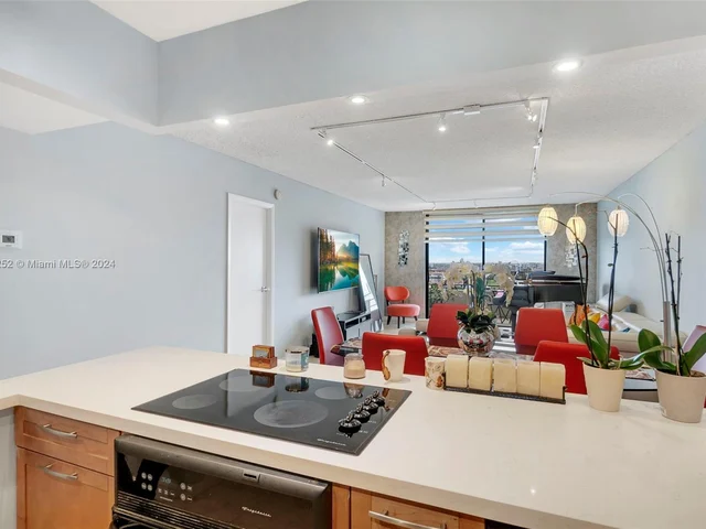 600 Three Islands Blvd # 1009, Hallandale Beach FL 33009