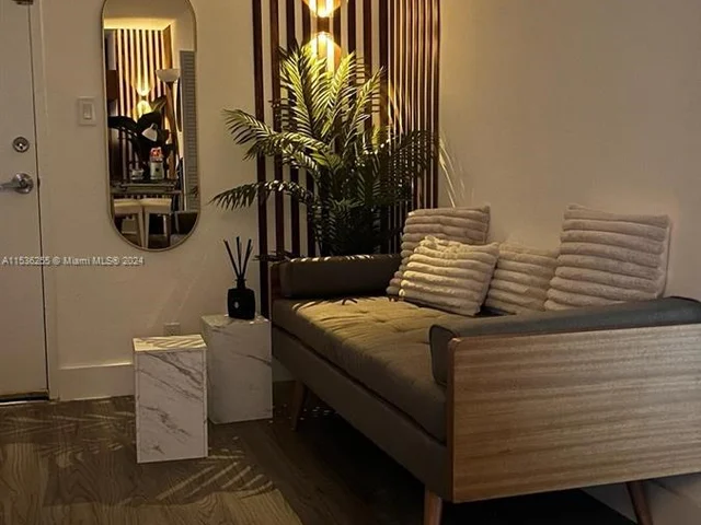 1000 West Ave # 332, Miami Beach FL 33139