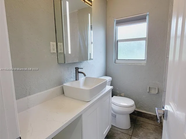 1030 Carver Avenue, West Palm Beach FL 33401