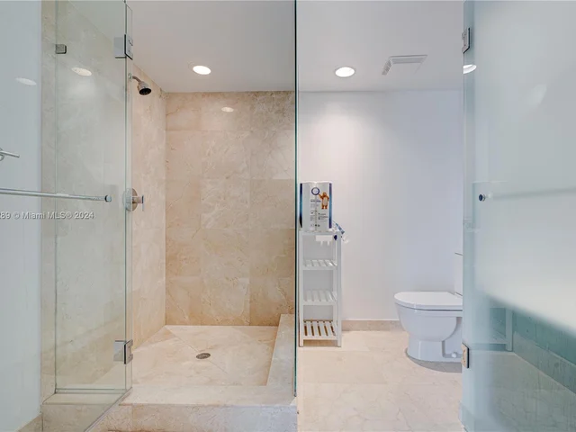 200 Sunny Isles Blvd # 1702, Sunny Isles Beach FL 33160