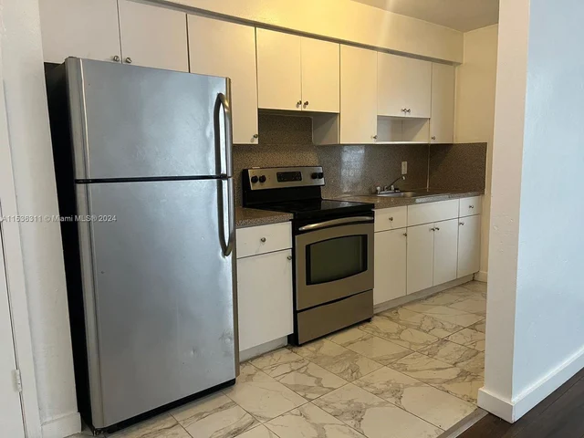 16890 NE 21st Ave # 2, North Miami Beach FL 33162
