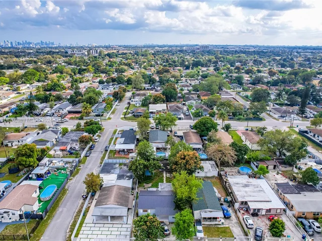 3010 NW 95th Ter, Miami FL 33147