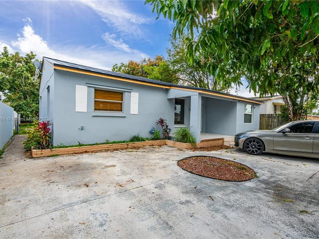 3010 NW 95th Ter, Miami FL 33147