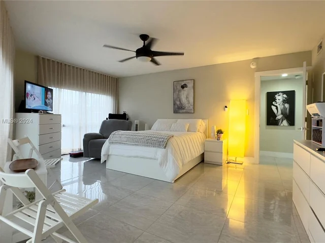 13953 Kendale Lakes Cir # 208B, Miami FL 33183