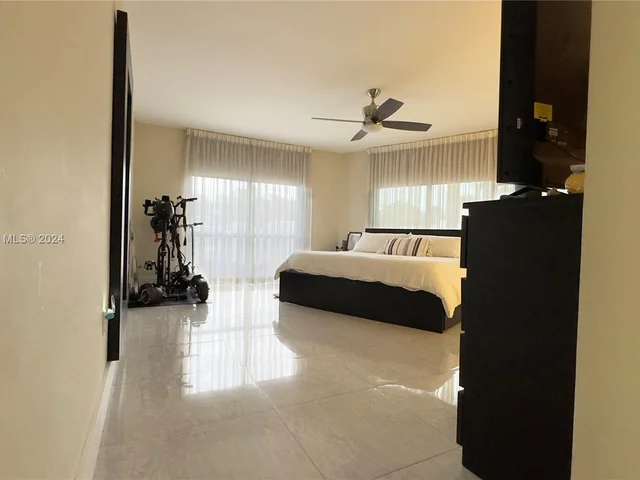 13953 Kendale Lakes Cir # 208B, Miami FL 33183